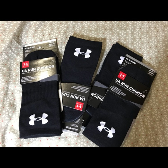 Under Armour Other - Bundle of 4 UA Run Cushion No Show Sock.